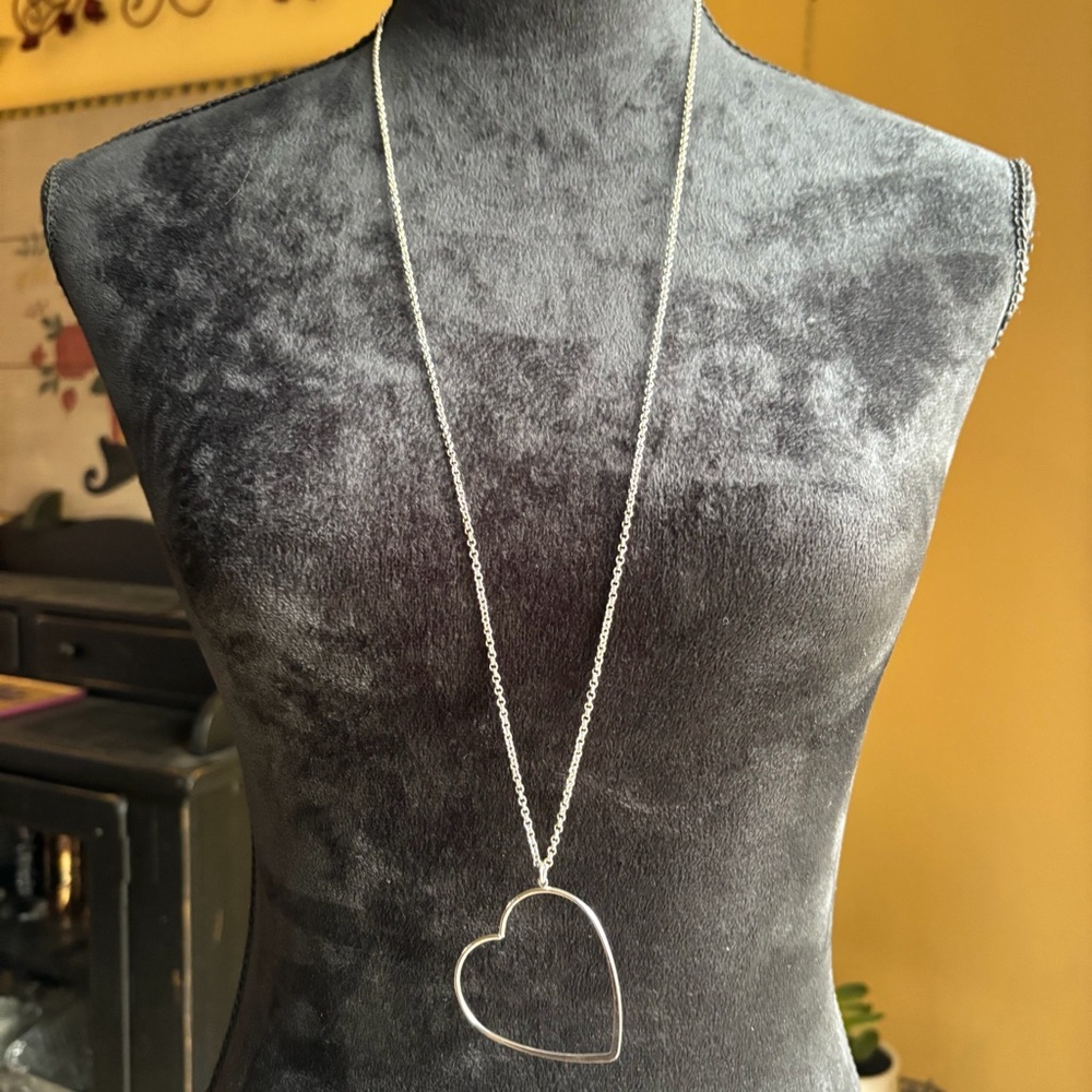 3/$20 Charming Charlie Heart Pendant Necklace